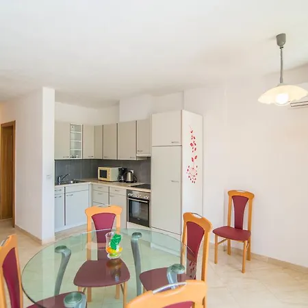 2 Apartman Pula