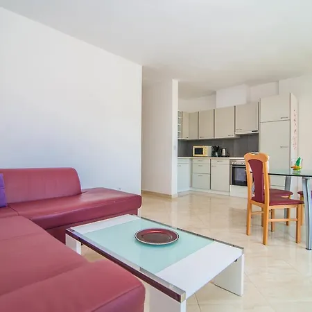 Apartment 2 *